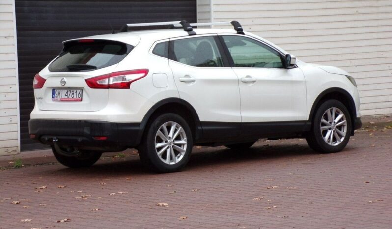 NISSAN Qashqai  | 4×4 (doł. ręcznie) | Manualna | 131 KM | Biały full