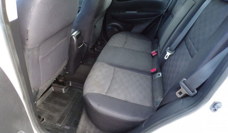 NISSAN Qashqai  | 4×4 (doł. ręcznie) | Manualna | 131 KM | Biały full