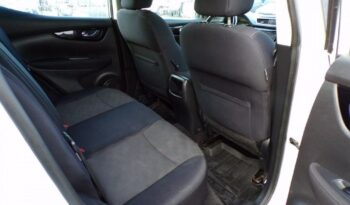 NISSAN Qashqai  | 4×4 (doł. ręcznie) | Manualna | 131 KM | Biały full