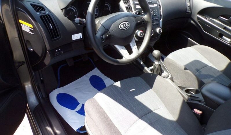 KIA Ceed  | FWD (przód) | Manualna | 90 KM | Szary full