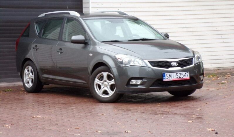 KIA Ceed  | FWD (przód) | Manualna | 90 KM | Szary full