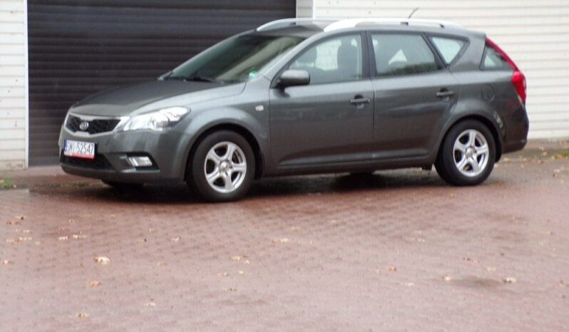 KIA Ceed  | FWD (przód) | Manualna | 90 KM | Szary full