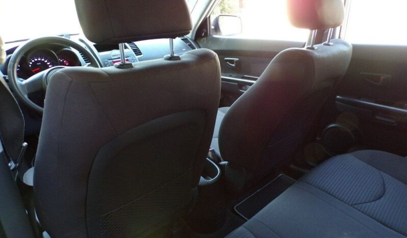 KIA Soul  | FWD (przód) | Manualna | 126 KM | Beżowy full