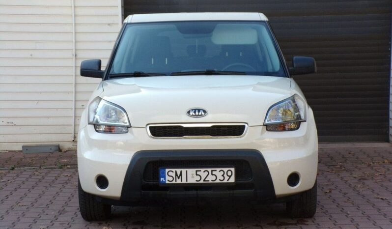 KIA Soul  | FWD (przód) | Manualna | 126 KM | Beżowy full