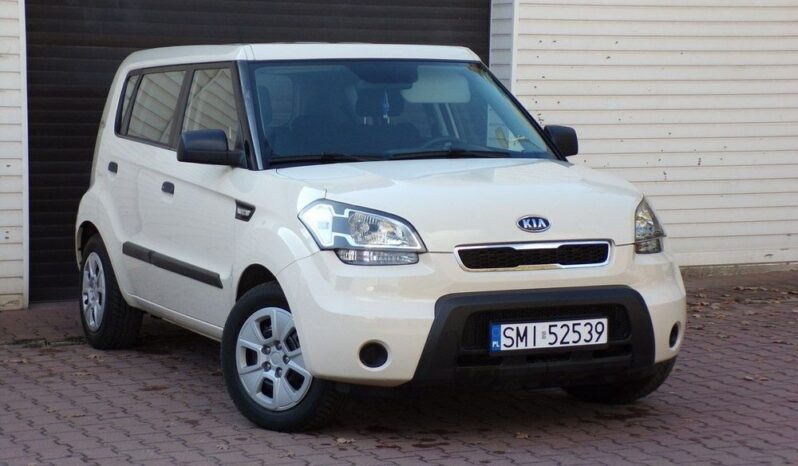 KIA Soul  | FWD (przód) | Manualna | 126 KM | Beżowy full