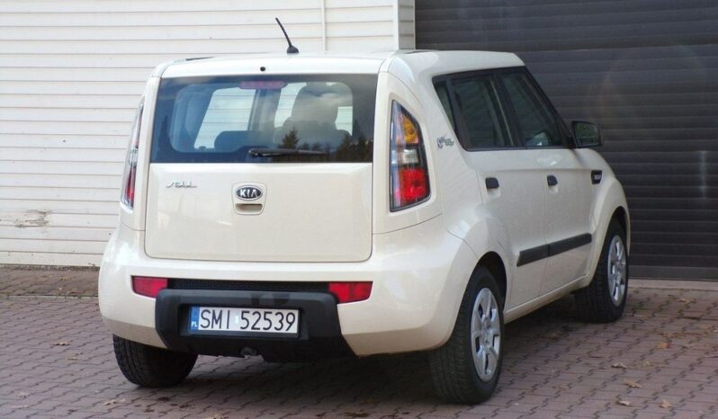 KIA Soul  | FWD (przód) | Manualna | 126 KM | Beżowy full