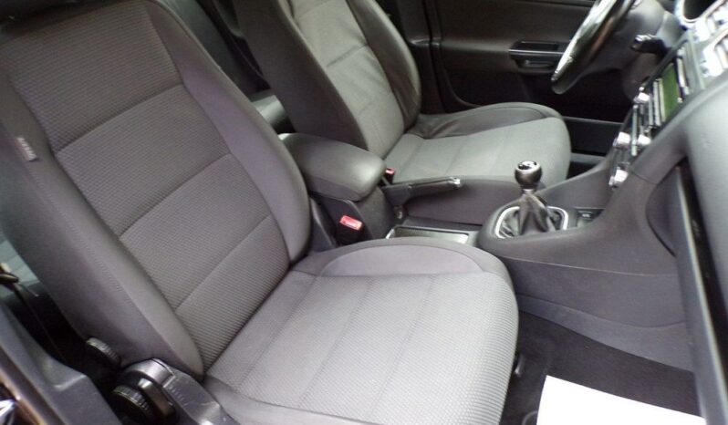 VOLKSWAGEN Golf  | FWD (przód) | Manualna | 102 KM | Czarny full