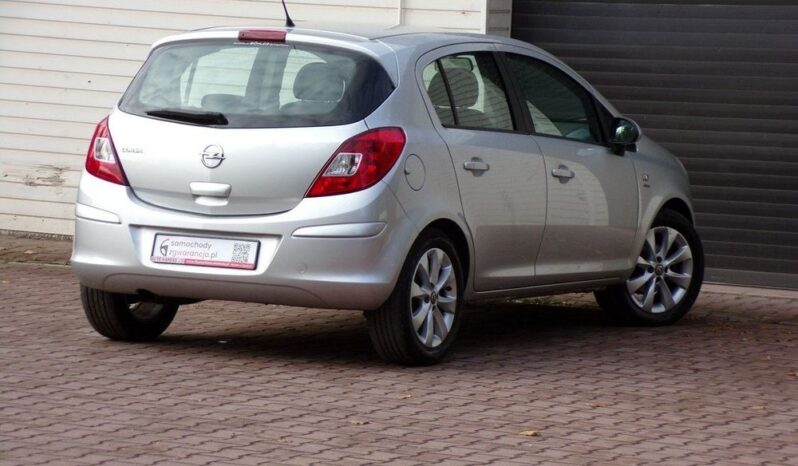 OPEL Corsa  | FWD (przód) | Manualna | 87 KM | Srebrny full
