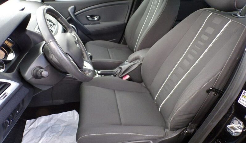 RENAULT Megane  | FWD (przód) | Manualna | 110 KM | Czarny full