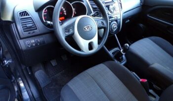 KIA Venga  | FWD (przód) | Manualna | 75 KM | Czarny full