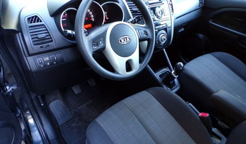 KIA Venga  | FWD (przód) | Manualna | 75 KM | Czarny full