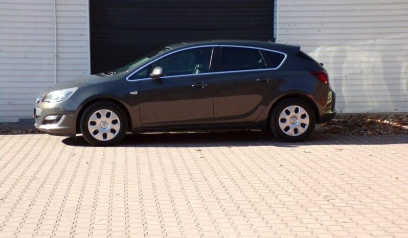 OPEL Astra | FWD (przód) | Manualna | 140 KM | Szary full