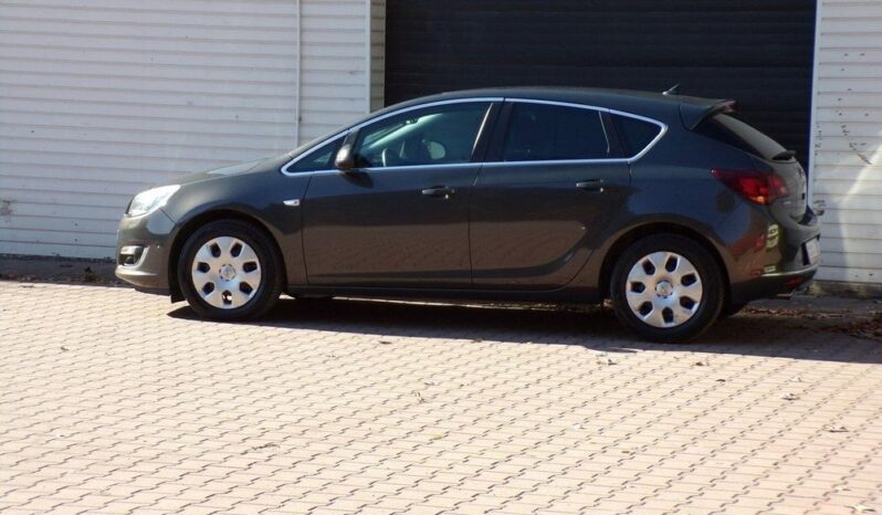 OPEL Astra | FWD (przód) | Manualna | 140 KM | Szary full