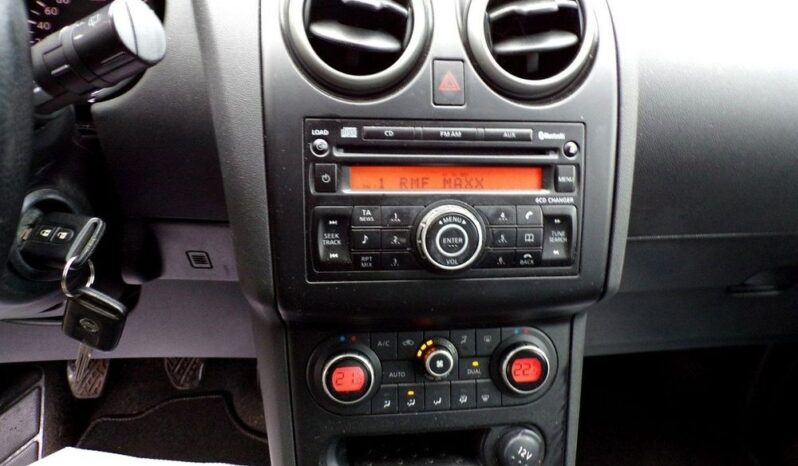 NISSAN Qashqai  | FWD (przód) | Manualna | 141 KM | Czarny full