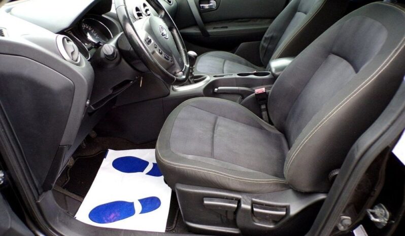 NISSAN Qashqai  | FWD (przód) | Manualna | 141 KM | Czarny full