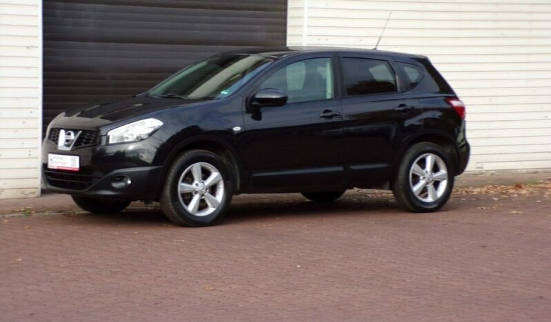 NISSAN Qashqai  | FWD (przód) | Manualna | 141 KM | Czarny full
