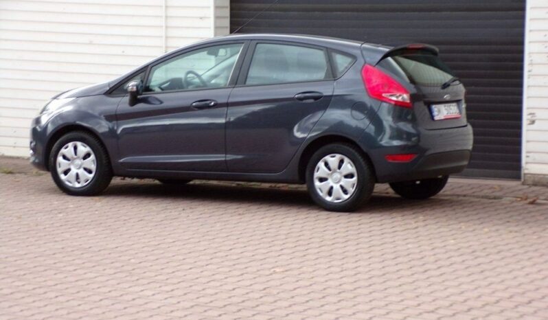 FORD Fiesta  | FWD (przód) | Manualna | 82 KM | Szary full