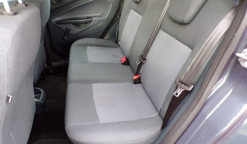 FORD Fiesta  | FWD (przód) | Manualna | 82 KM | Szary full