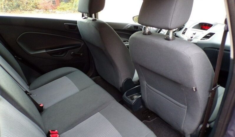 FORD Fiesta  | FWD (przód) | Manualna | 82 KM | Szary full