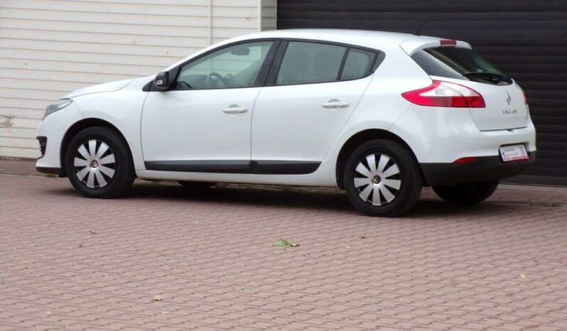 RENAULT Megane  | FWD (przód) | Manualna | 115 KM | Biały full