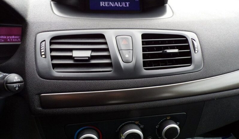 RENAULT Megane  | FWD (przód) | Manualna | 115 KM | Biały full