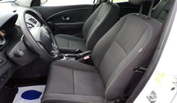 RENAULT Megane  | FWD (przód) | Manualna | 115 KM | Biały full