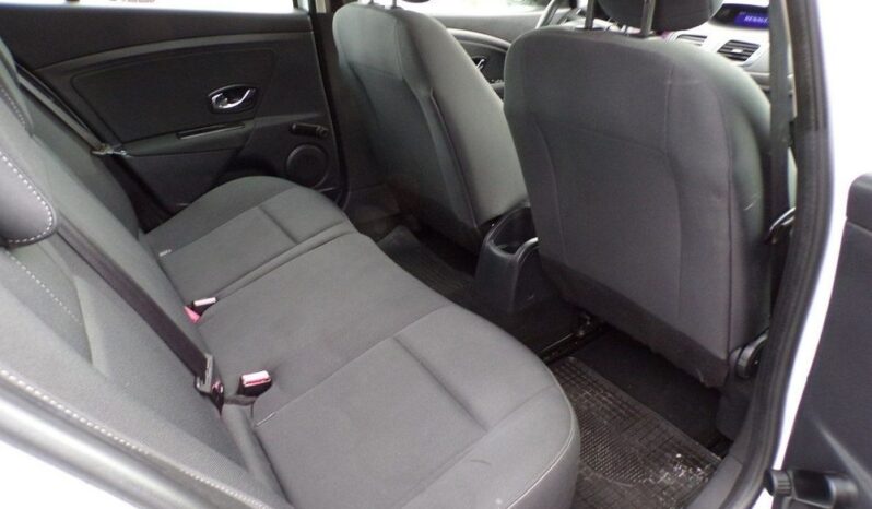 RENAULT Megane  | FWD (przód) | Manualna | 115 KM | Biały full