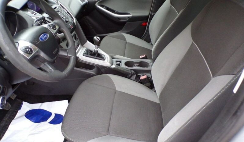 FORD Focus  | FWD (przód) | Manualna | 115 KM | Srebrny full