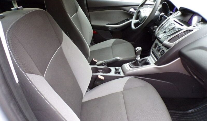 FORD Focus  | FWD (przód) | Manualna | 115 KM | Srebrny full