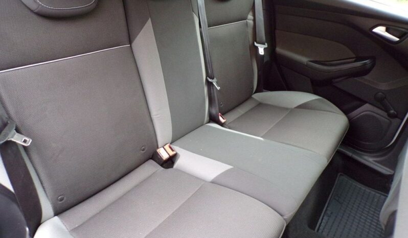 FORD Focus  | FWD (przód) | Manualna | 115 KM | Srebrny full