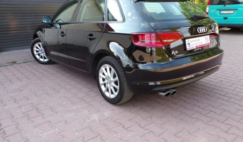 AUDI A3  | FWD (przód) | Manualna | 122 KM | Czarny full