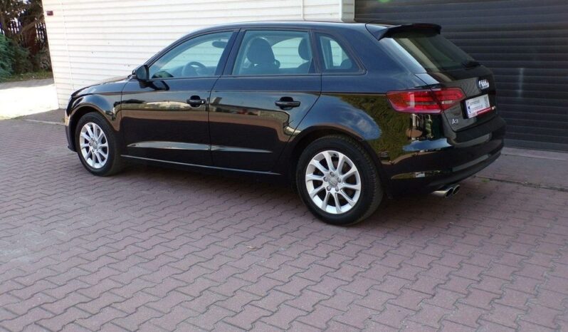 AUDI A3  | FWD (przód) | Manualna | 122 KM | Czarny full