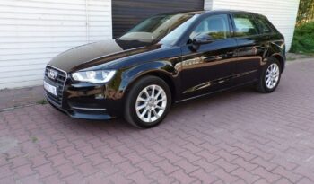 AUDI A3  | FWD (przód) | Manualna | 122 KM | Czarny full