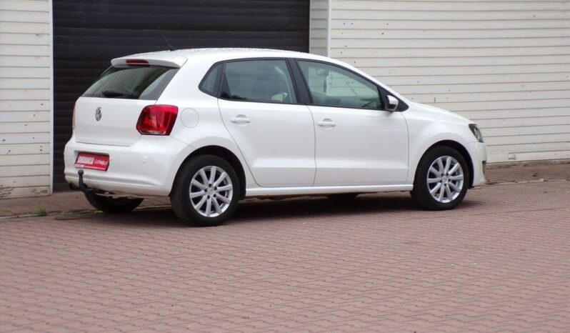 VOLKSWAGEN Polo  | FWD (przód) | Manualna | 86 KM | Biały full