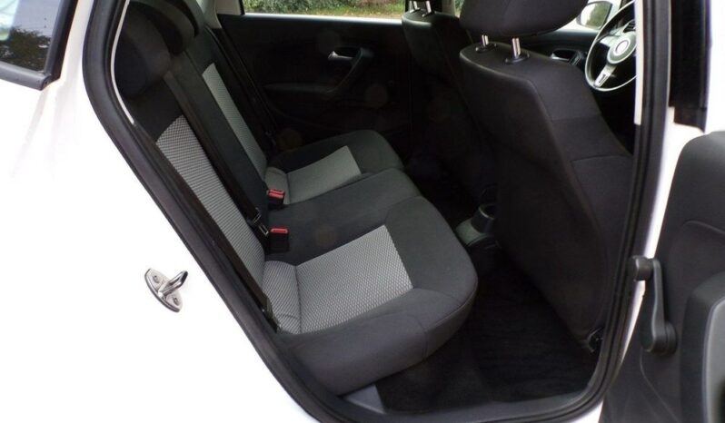 VOLKSWAGEN Polo  | FWD (przód) | Manualna | 86 KM | Biały full