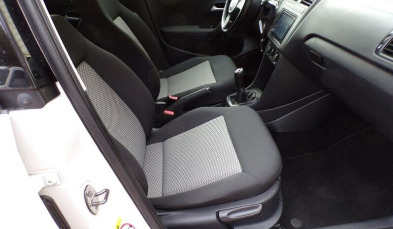 VOLKSWAGEN Polo  | FWD (przód) | Manualna | 86 KM | Biały full