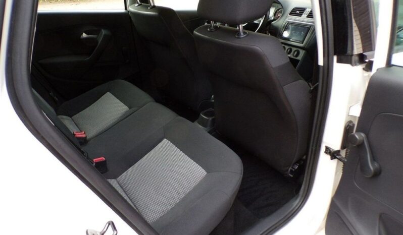 VOLKSWAGEN Polo  | FWD (przód) | Manualna | 86 KM | Biały full