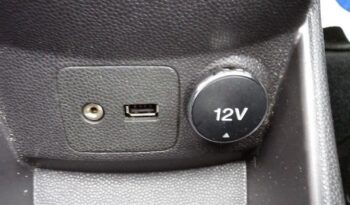 FORD Fiesta  | FWD (przód) | Manualna | 82 KM | Biały full