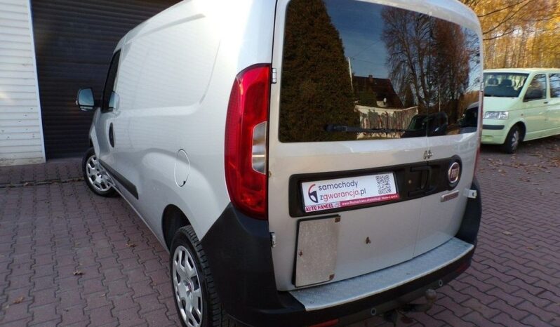 FIAT Doblo  | FWD (przód) | Manualna | 95 KM | Srebrny full