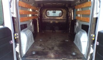 FIAT Doblo  | FWD (przód) | Manualna | 95 KM | Srebrny full