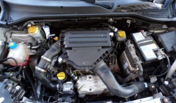 FIAT Doblo  | FWD (przód) | Manualna | 95 KM | Srebrny full