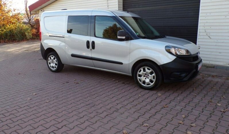 FIAT Doblo  | FWD (przód) | Manualna | 95 KM | Srebrny full