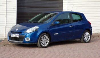 RENAULT Clio  | FWD (przód) | Manualna | 74 KM | Niebieski full