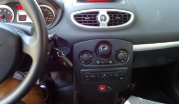 RENAULT Clio  | FWD (przód) | Manualna | 74 KM | Niebieski full