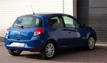 RENAULT Clio  | FWD (przód) | Manualna | 74 KM | Niebieski full