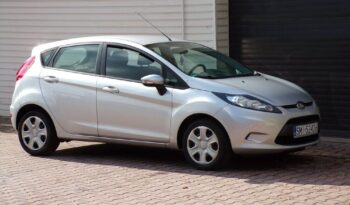 FORD Fiesta  | FWD (przód) | Manualna | 82 KM | Srebrny full