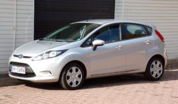 FORD Fiesta  | FWD (przód) | Manualna | 82 KM | Srebrny full