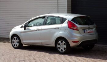 FORD Fiesta  | FWD (przód) | Manualna | 82 KM | Srebrny full