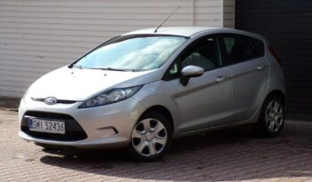 FORD Fiesta  | FWD (przód) | Manualna | 82 KM | Srebrny full