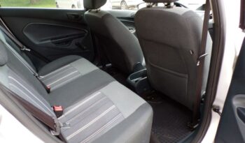 FORD Fiesta  | FWD (przód) | Manualna | 82 KM | Srebrny full